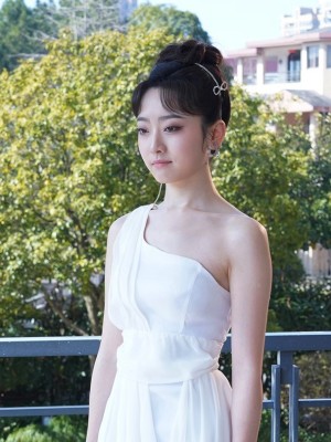 Nữ tổng tài lạnh lùng 2 - 冰山女总裁2 (2025)